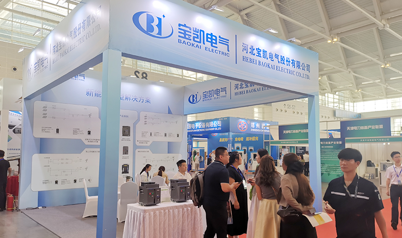 暴击行业天花板！jinnianhui今年会电气硬核技术亮相天津清洁能源展，引央视记者及能源产业巨头现场“挖宝”